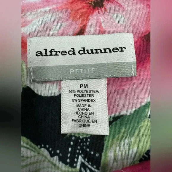 Alfred Dunner NWT Floral Quarter Sleeve Top Pink/Black/Green/White Size PM - Picture 8 of 10